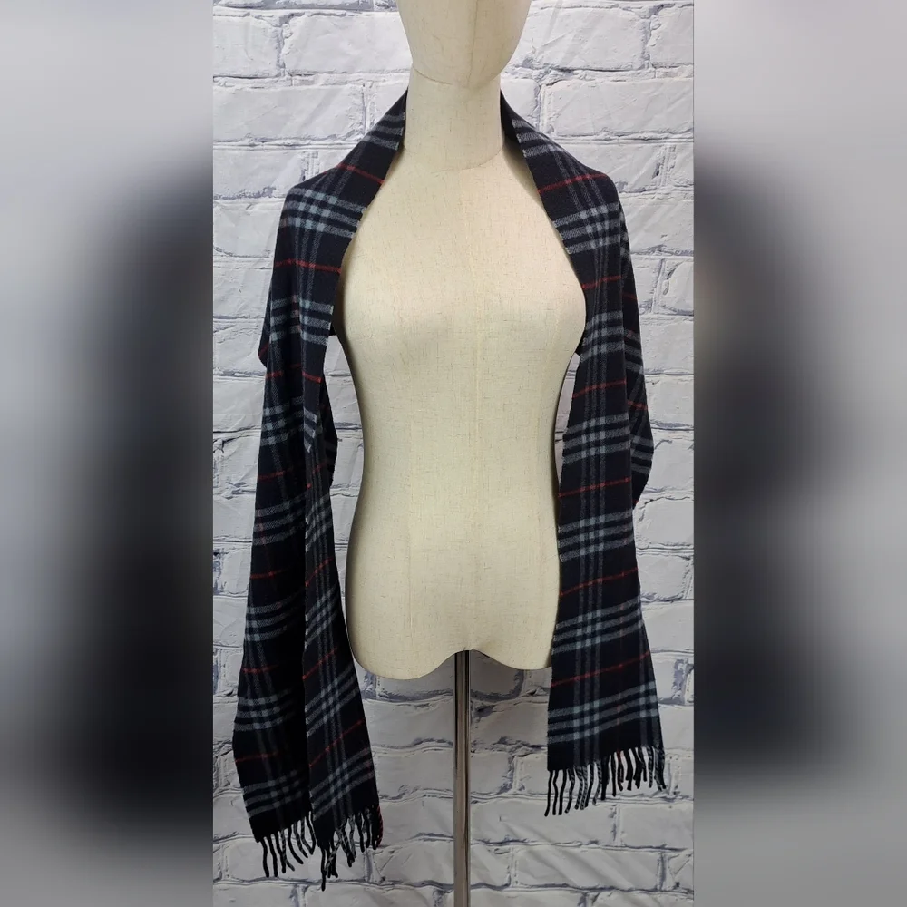 Burberry Vintage Scarf Nova Check 100% Cashmere Wool Scotland Navy Y2K 72" x 12" - Picture 12 of 13